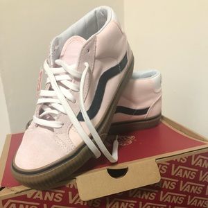 black vans with pink stripe